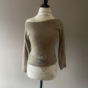 Never Before Worn! Abercrombie &‎ Fitch Off the Shoulder Sweater